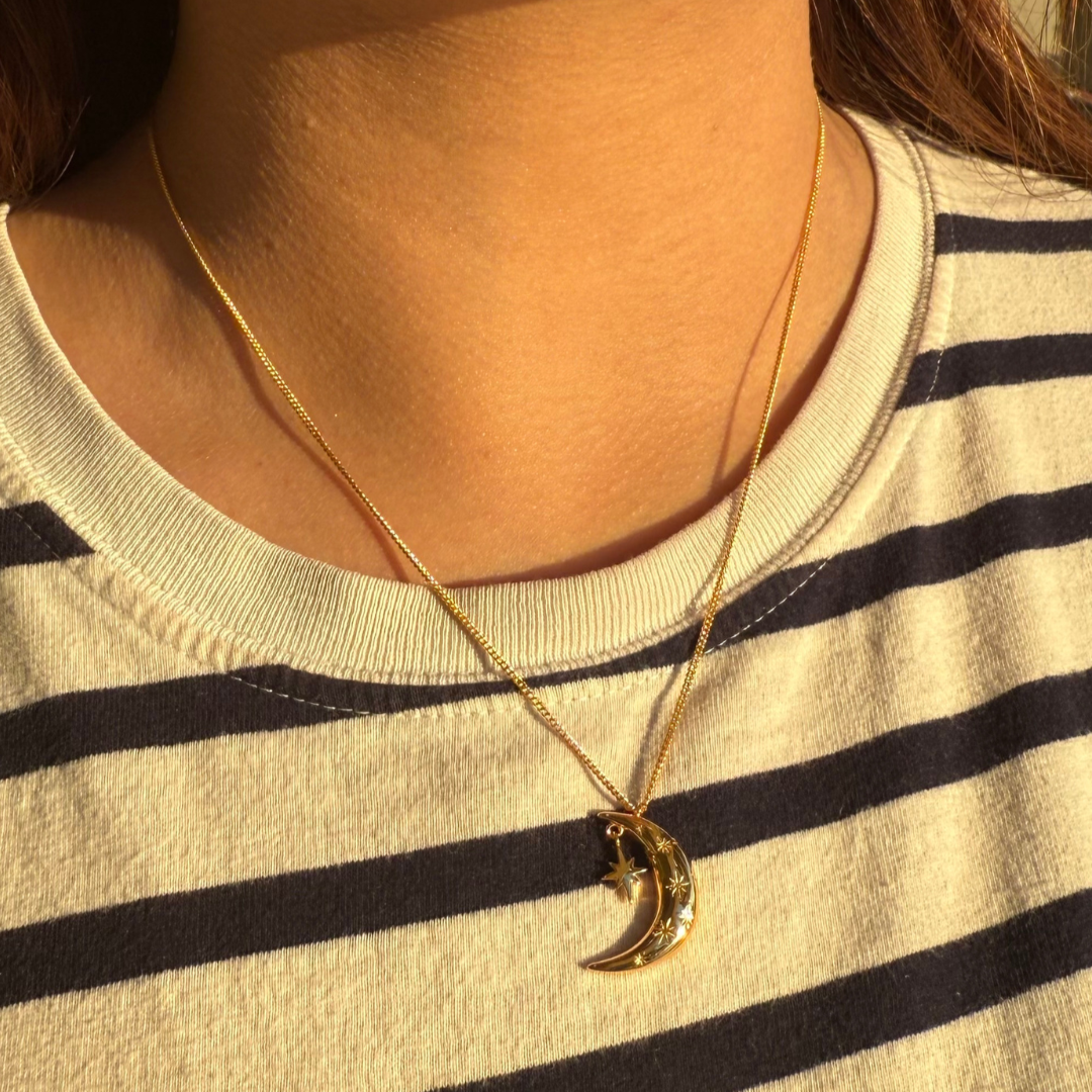Textured Moon Golden Necklace