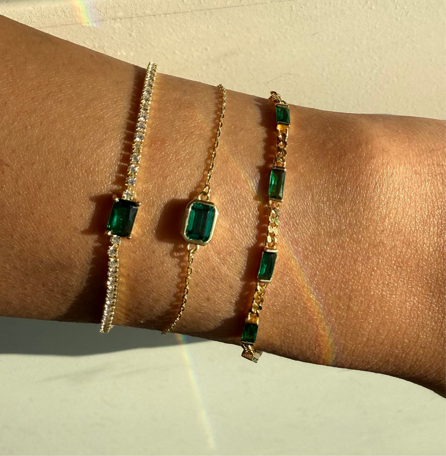 Gold emerald bracelet