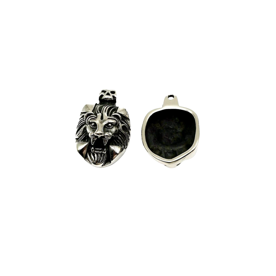 Lion charm