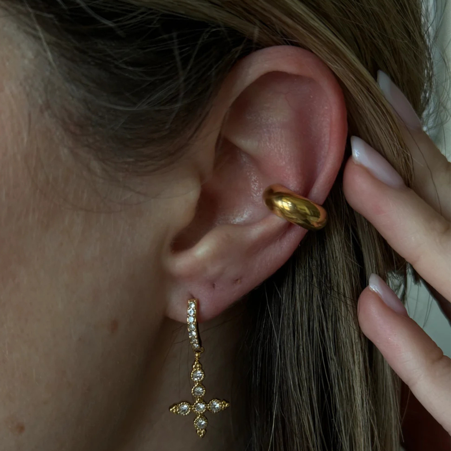 Bold Gold Ear Cuff