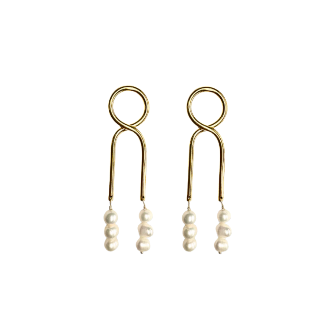 Gold knot pearl drop earrings
