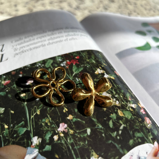 Golden earring irregular flower