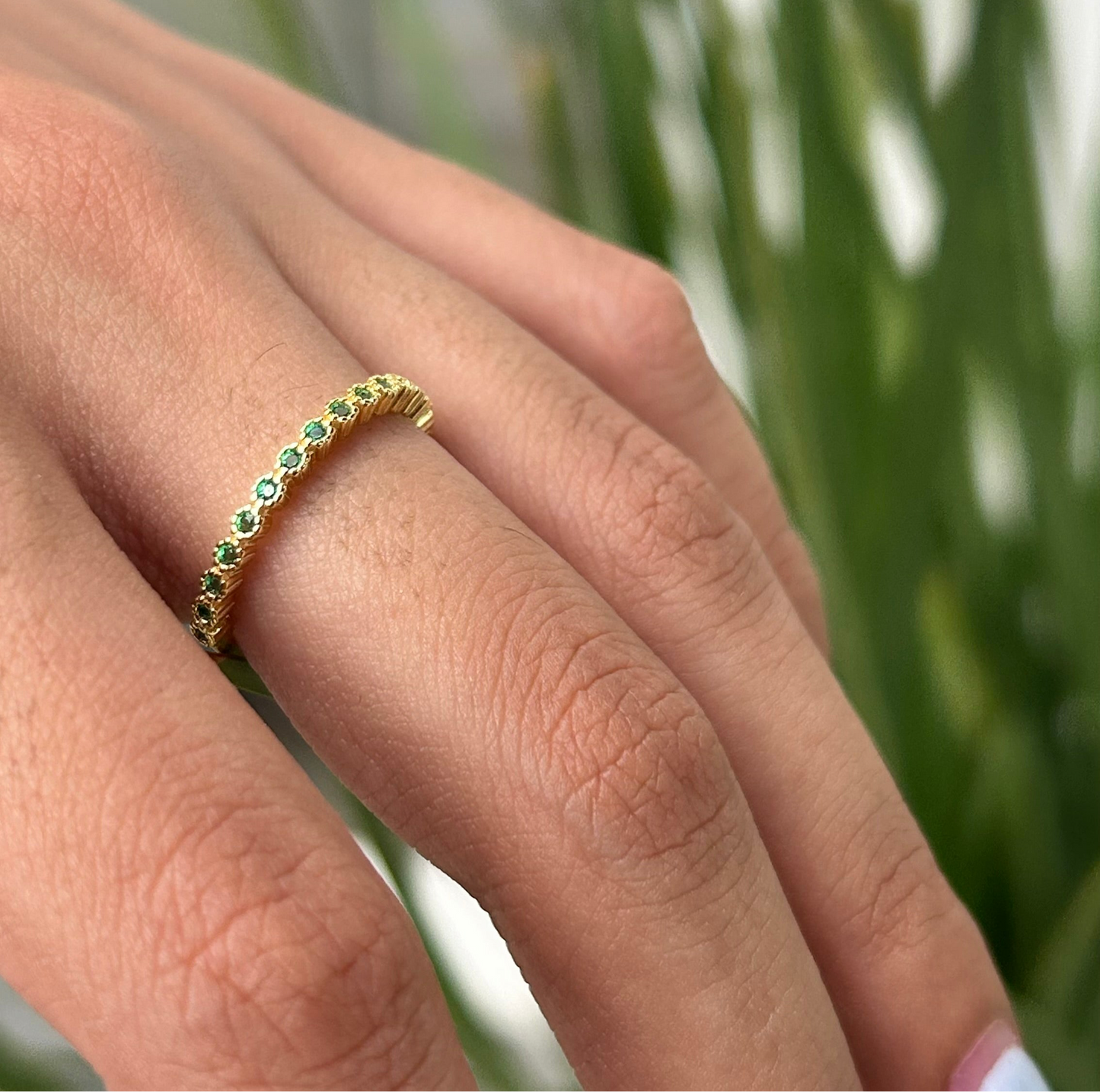 Golden ring green
