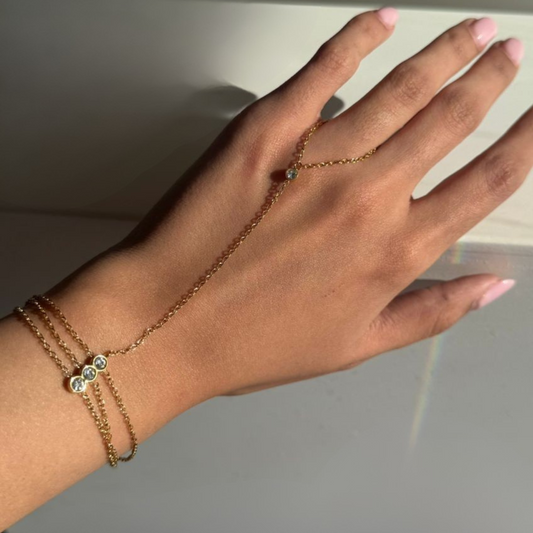 Golden Light Point Finger Bracelet