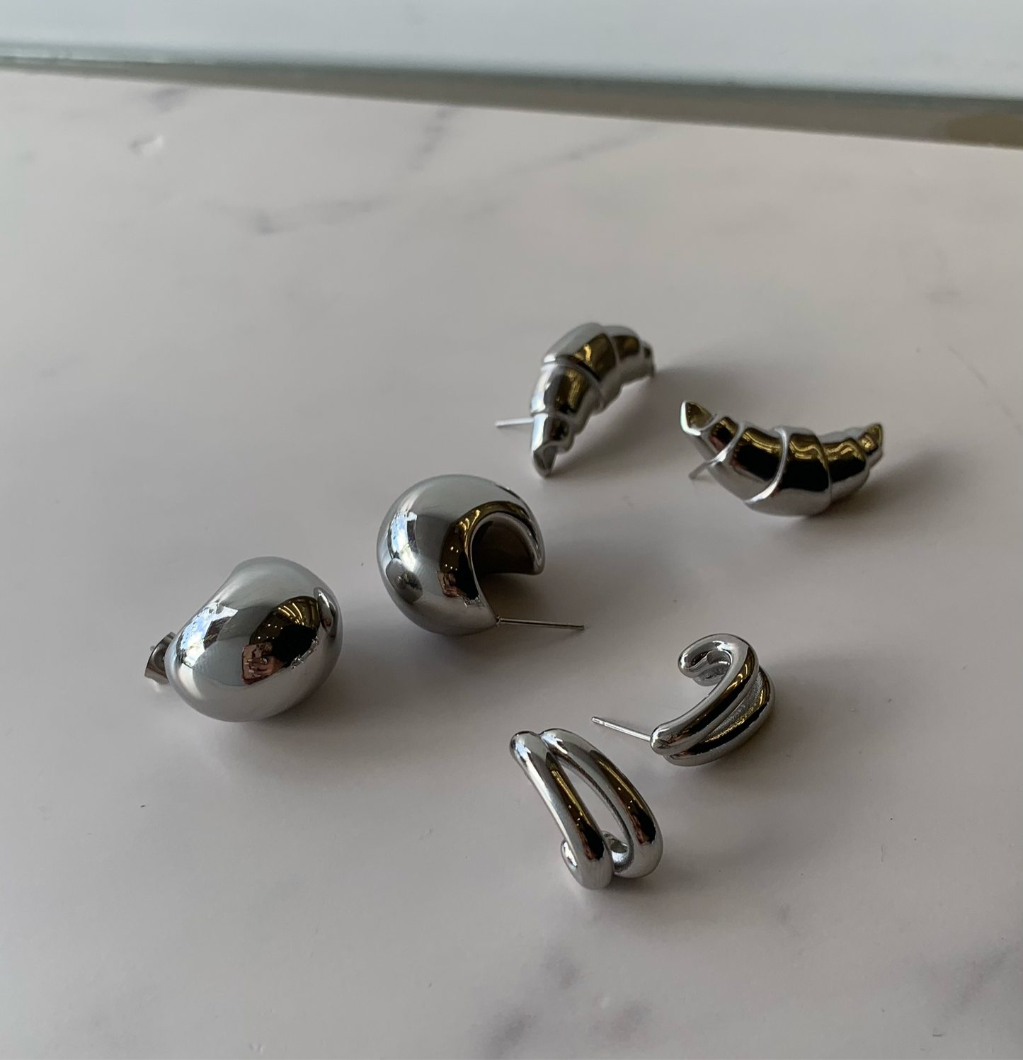 Croissant silver earrings
