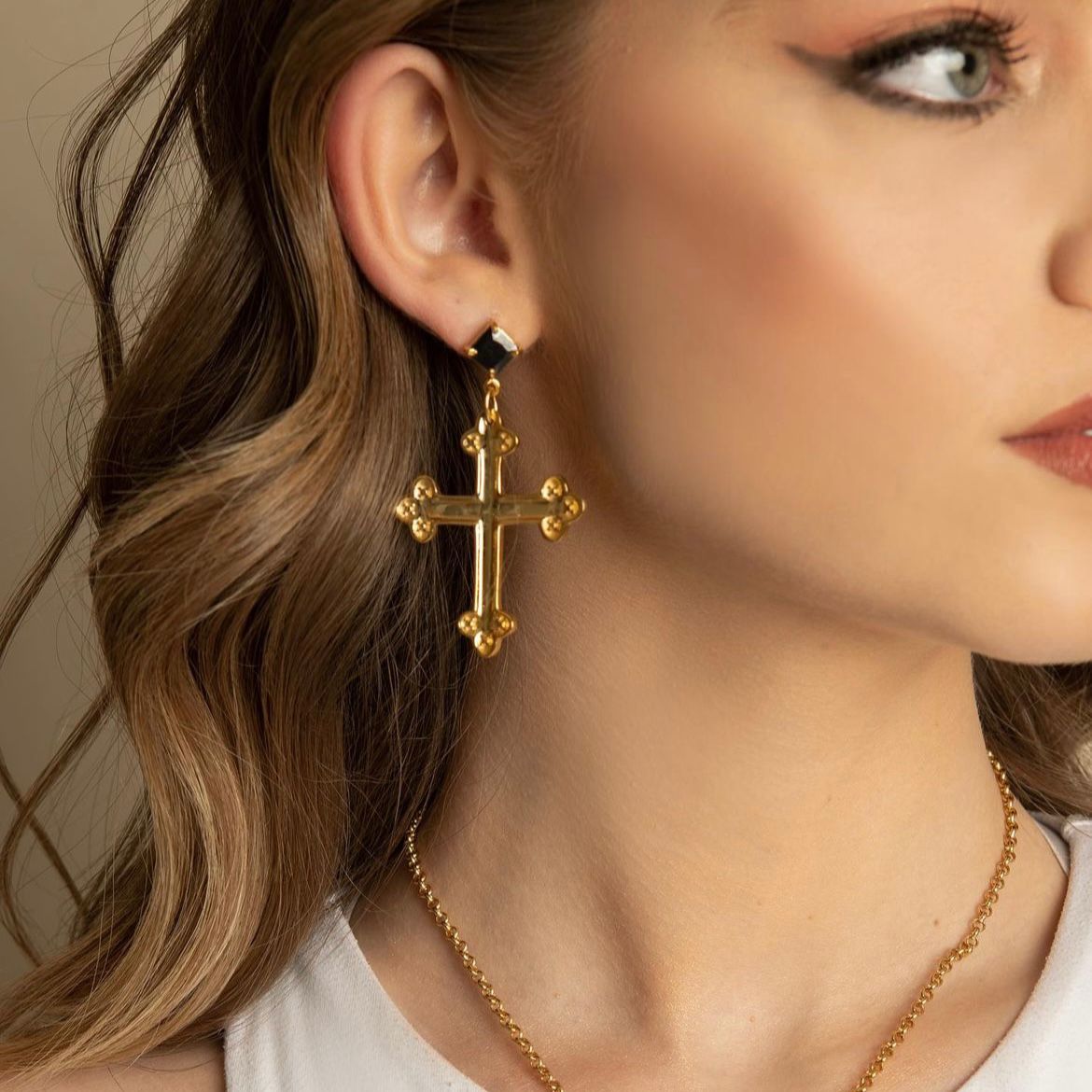 Aretes cruz bizantina