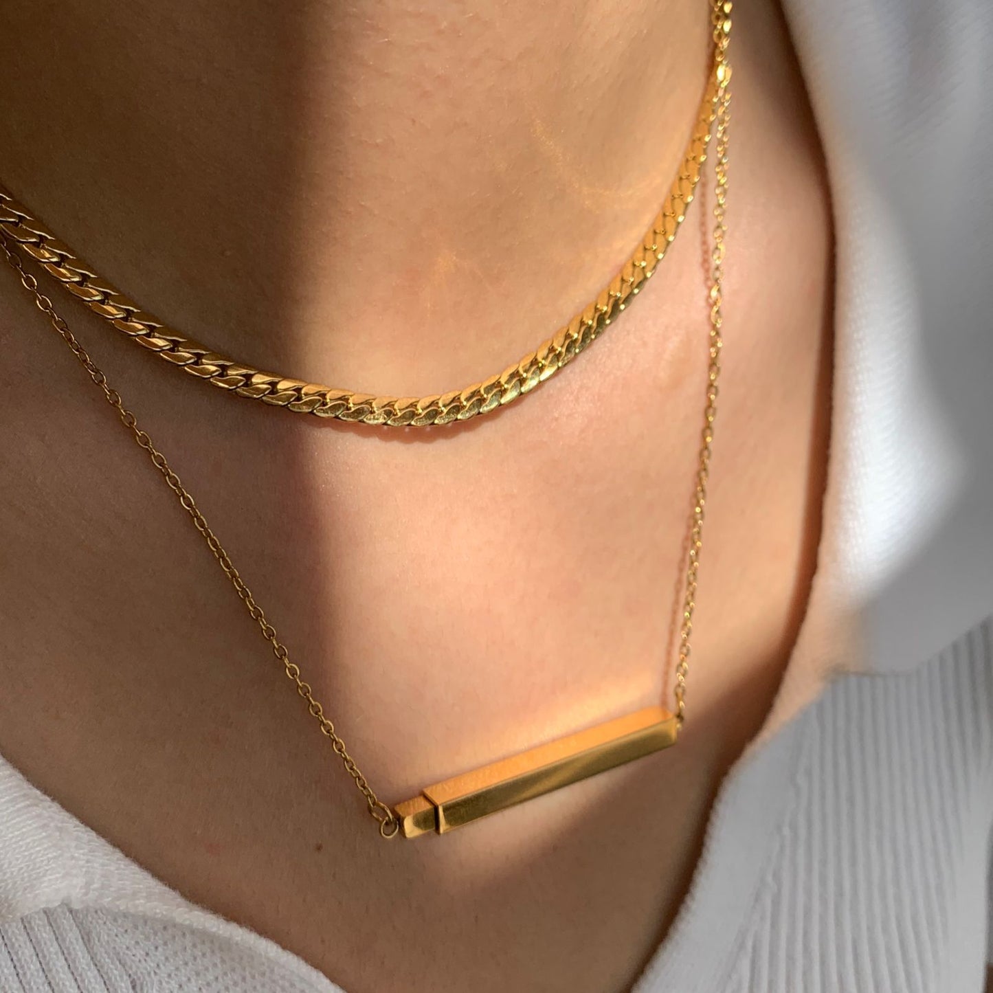 Collar mensaje secreto dorado