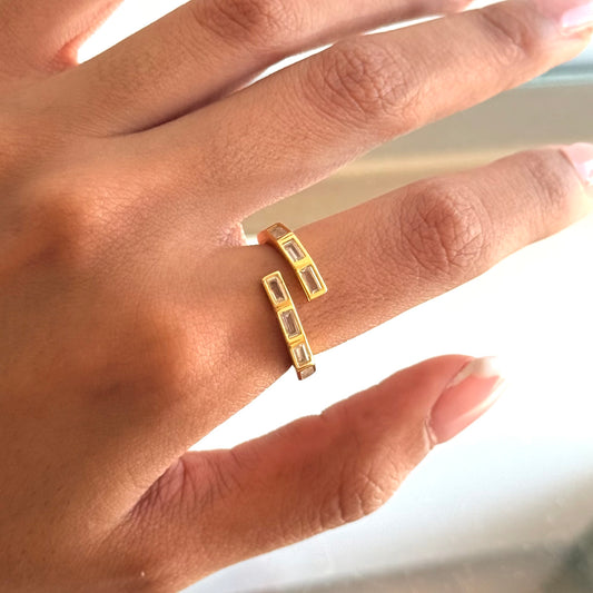Golden Ring Anna