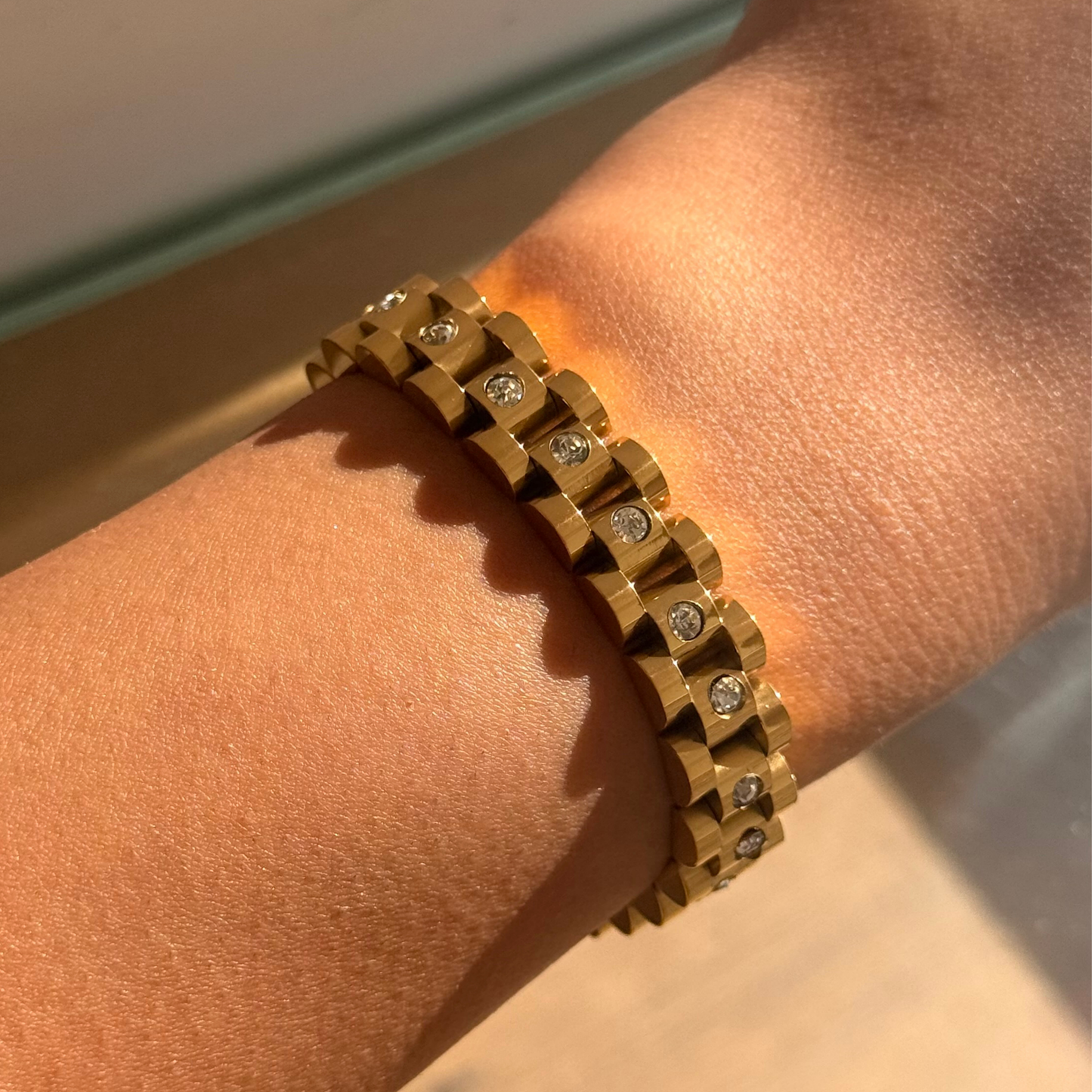 Violet Spark Golden Bracelet