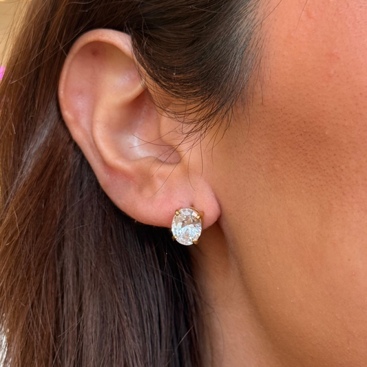 Oval Zir Golden Studs