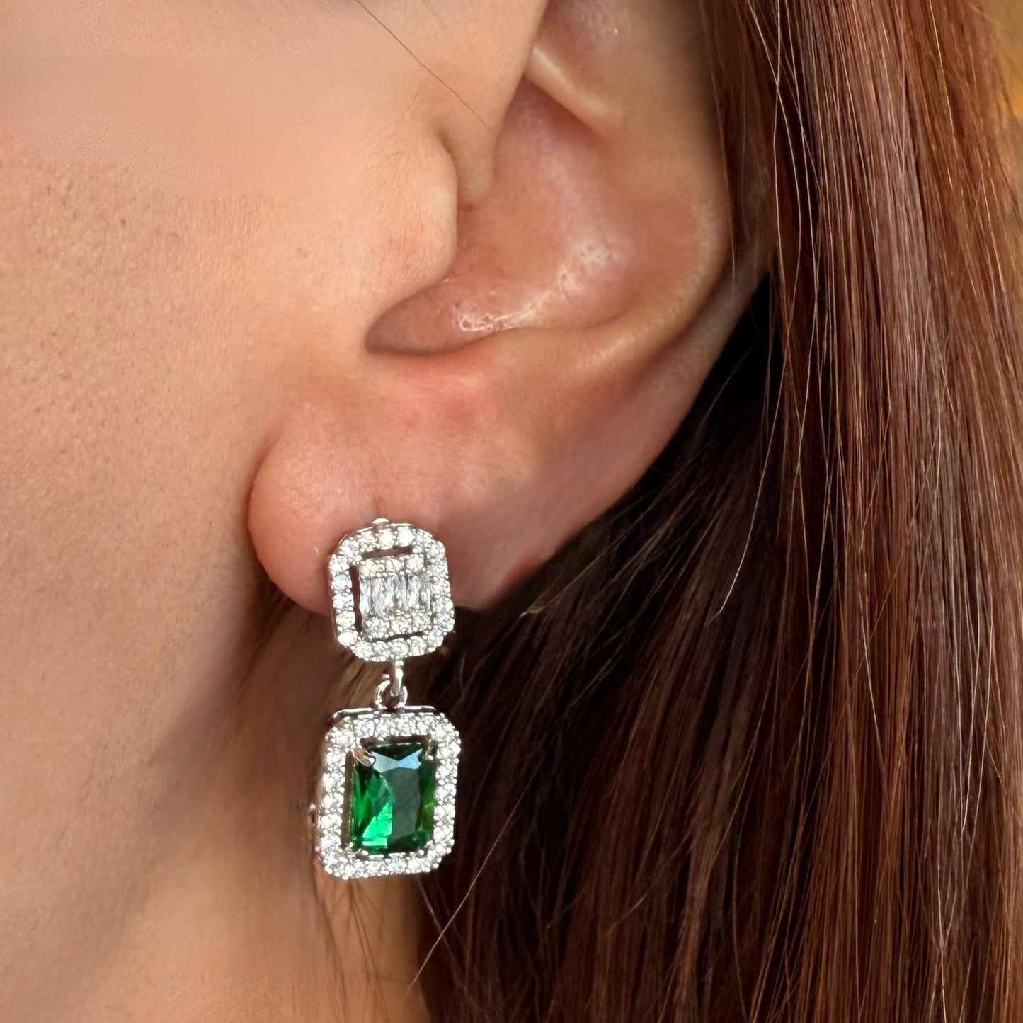Emerald Glimmer Studs