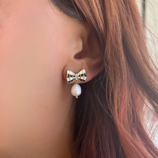 Coquette Pearl Earrings