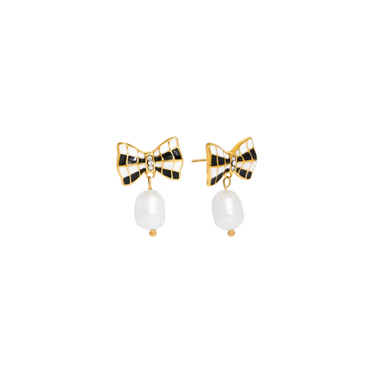Coquette Pearl Earrings