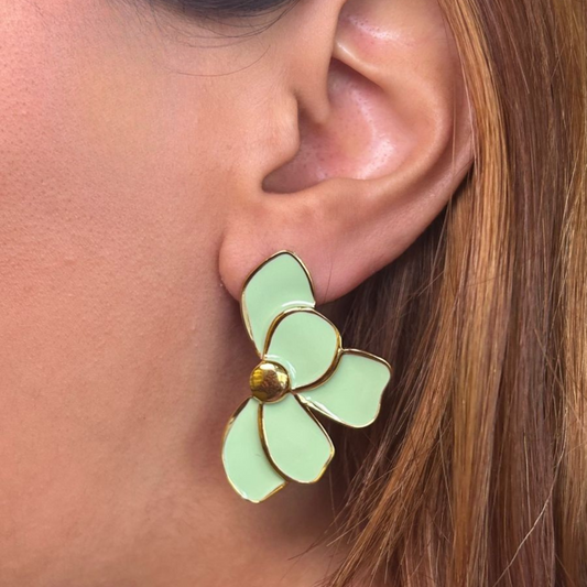 Romantic Green Earrings