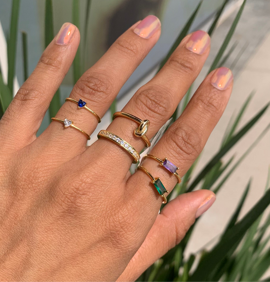 Green stone ring