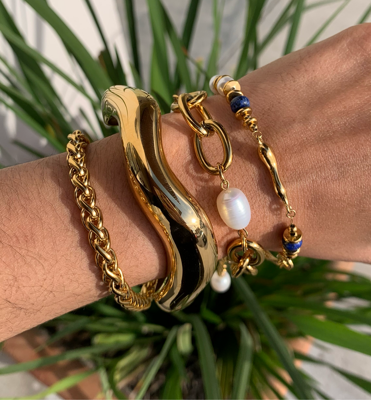 CELIA GOLDEN BRACELET