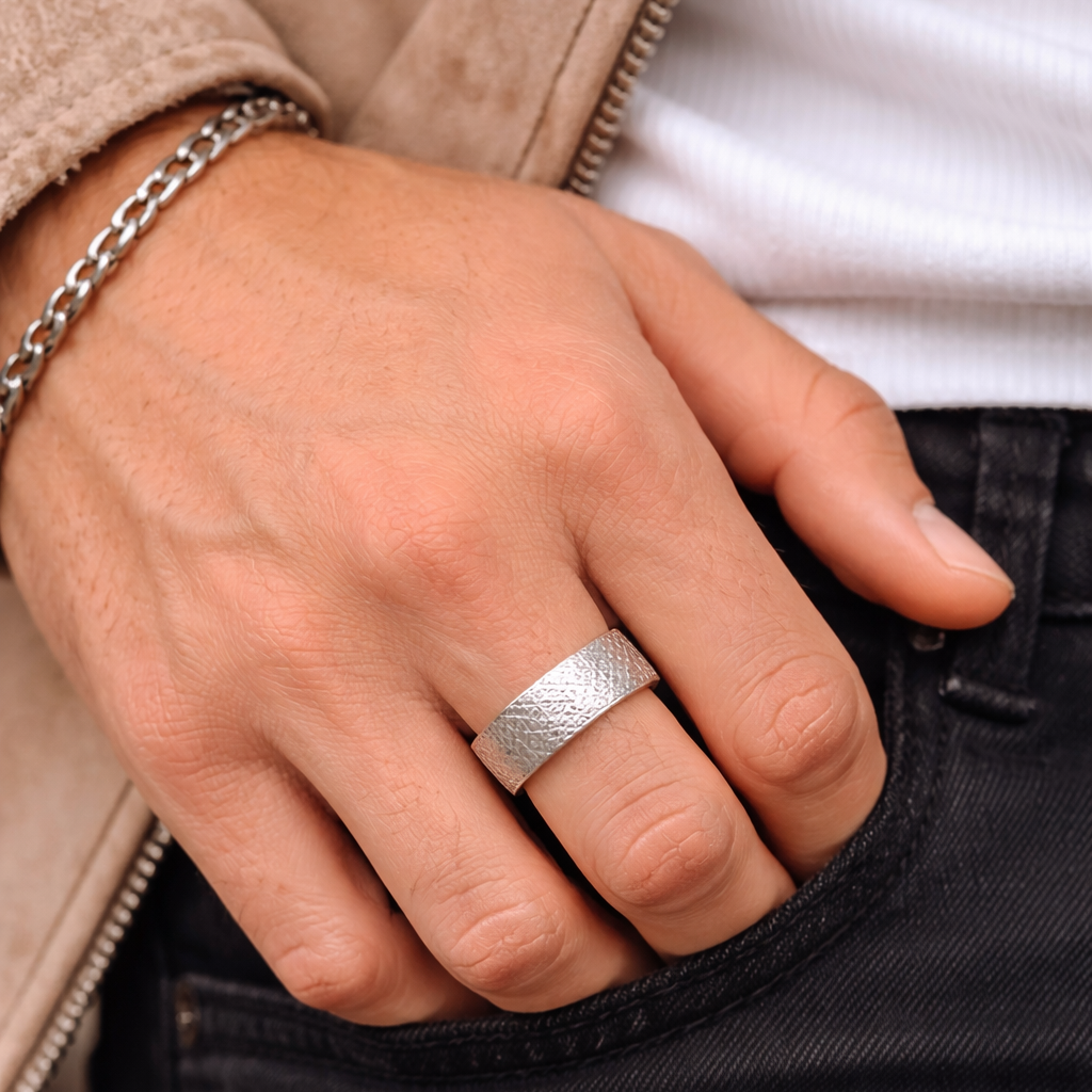 Patron ring